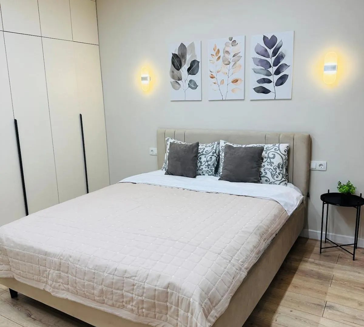 Новый Уютный Апартамент В Элитном Жк Бизнес Класса Almaty Apartment