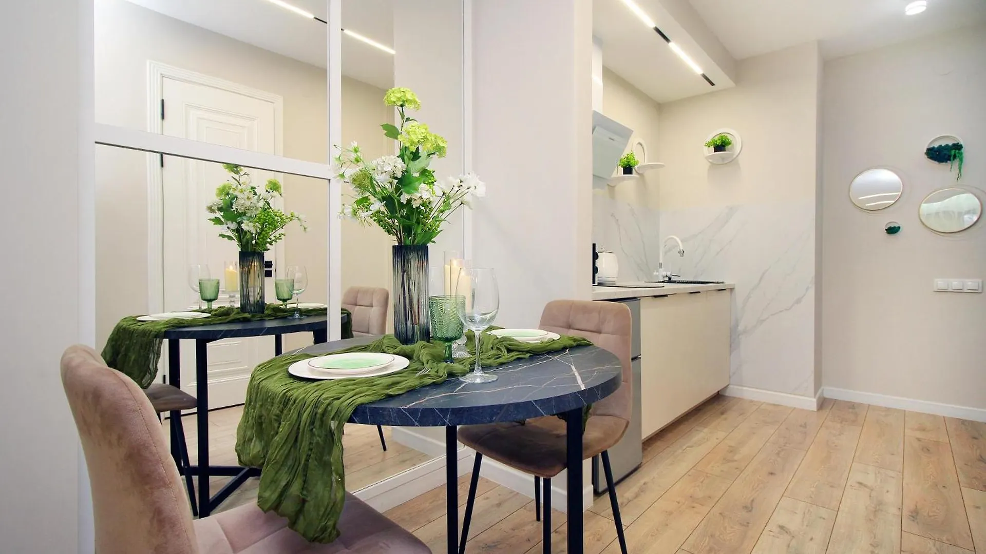 Новый Уютный Апартамент В Элитном Жк Бизнес Класса Almaty Apartment